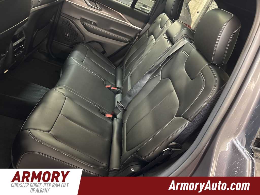 Thumbnail: 2025 Jeep Grand Cherokee - 28