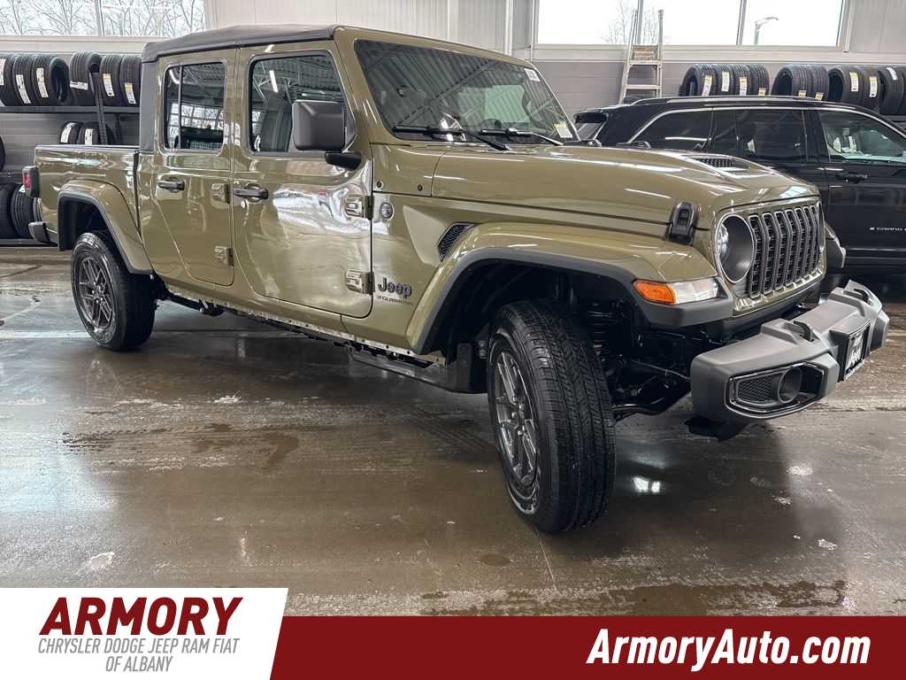 Thumbnail: 2026 Jeep Gladiator - 3