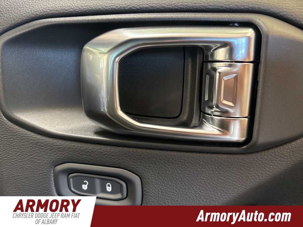 Thumbnail: 2025 Jeep Wrangler - 37