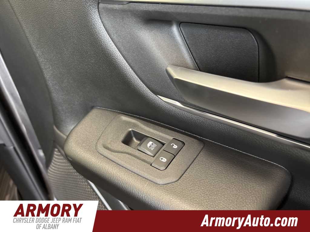 Thumbnail: 2026 RAM 1500 - 39