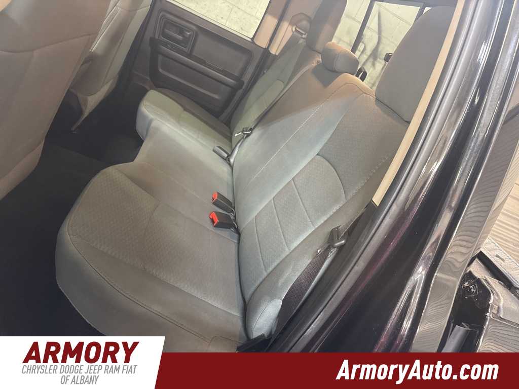 Thumbnail: 2019 RAM 1500 Classic - 25