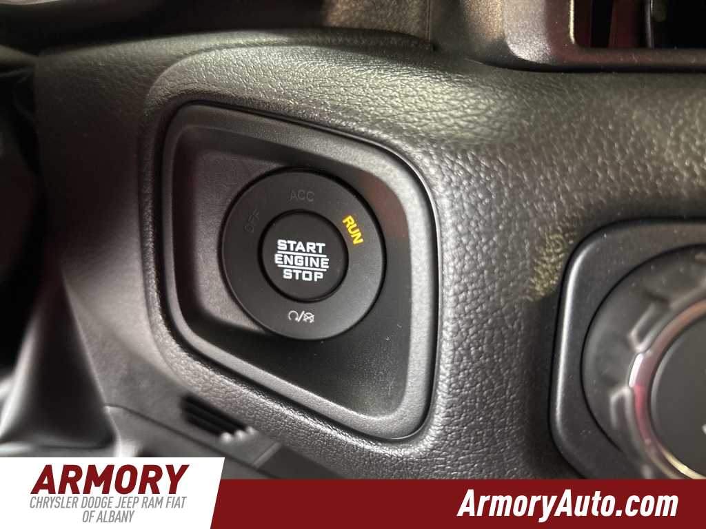 Thumbnail: 2025 Jeep Wrangler - 20