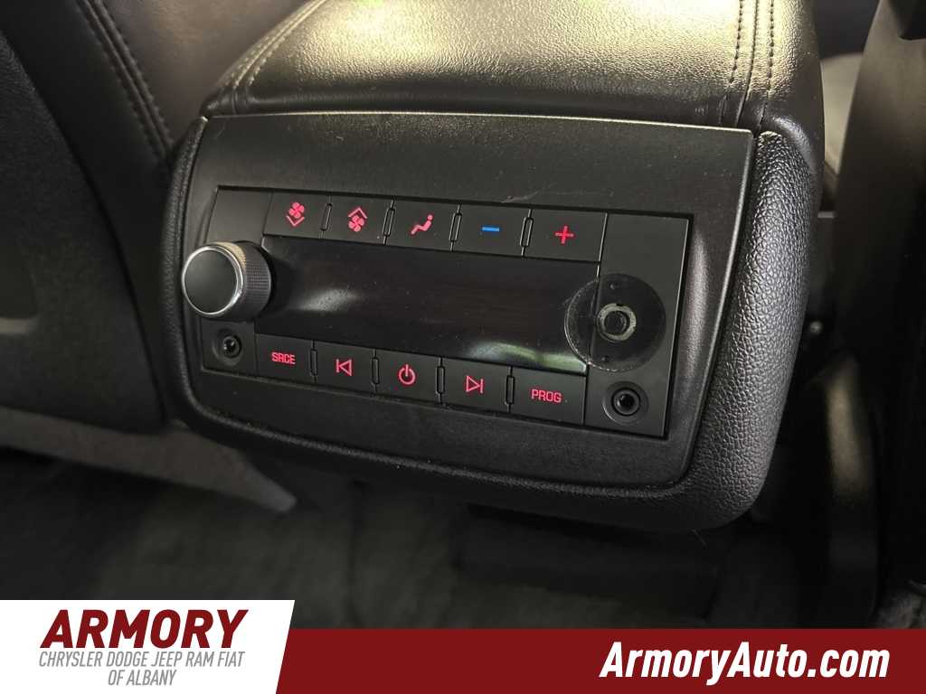 Thumbnail: 2012 GMC Acadia - 35