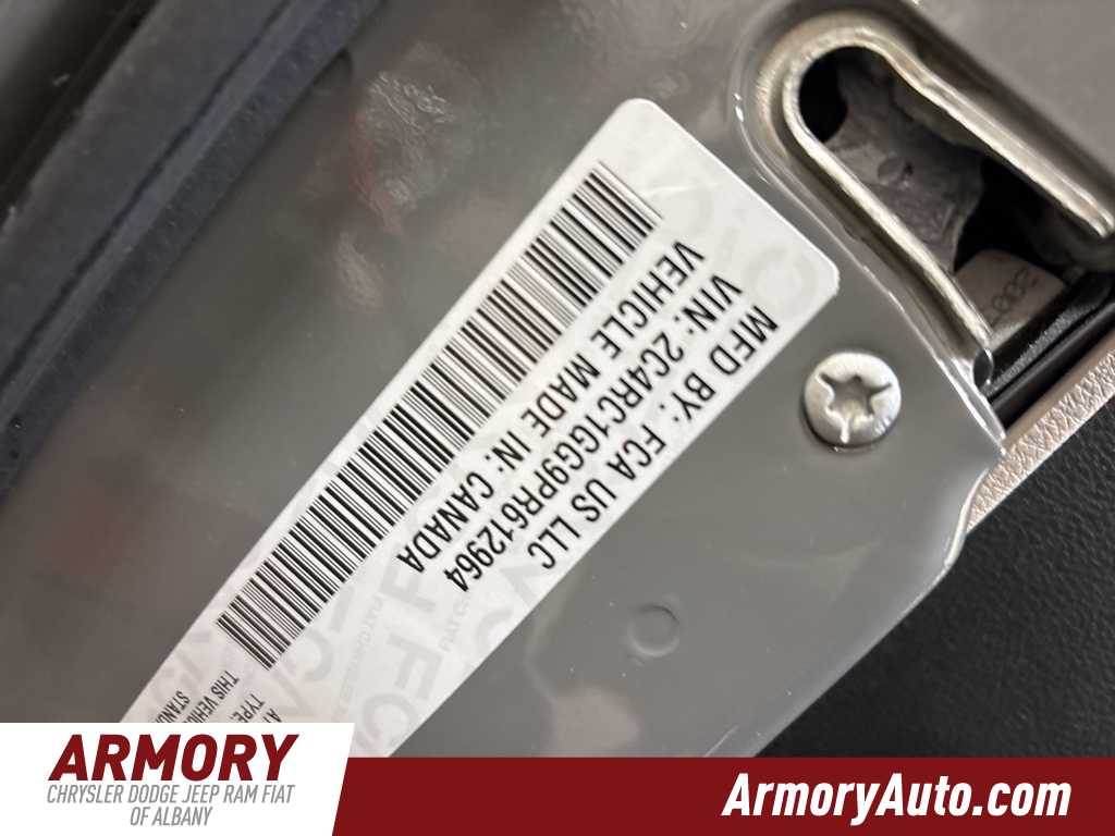 Thumbnail: 2023 Chrysler Pacifica - 42