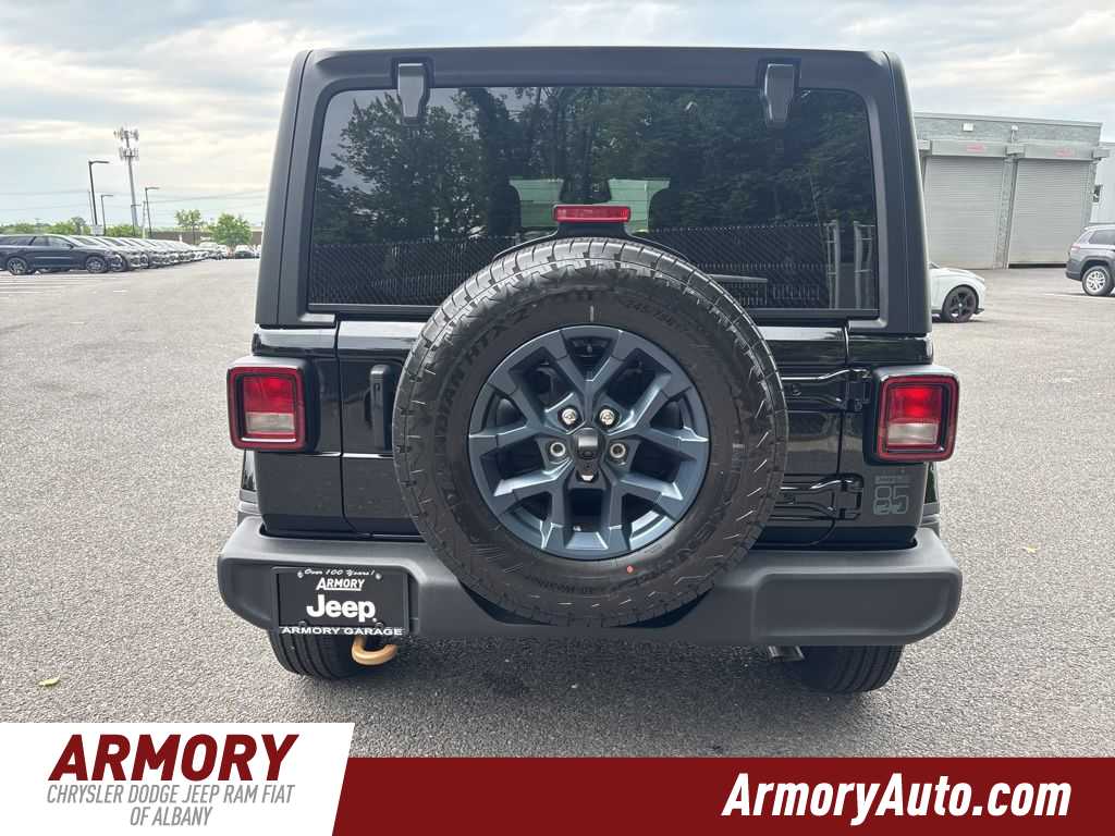 Thumbnail: 2026 Jeep Wrangler - 4