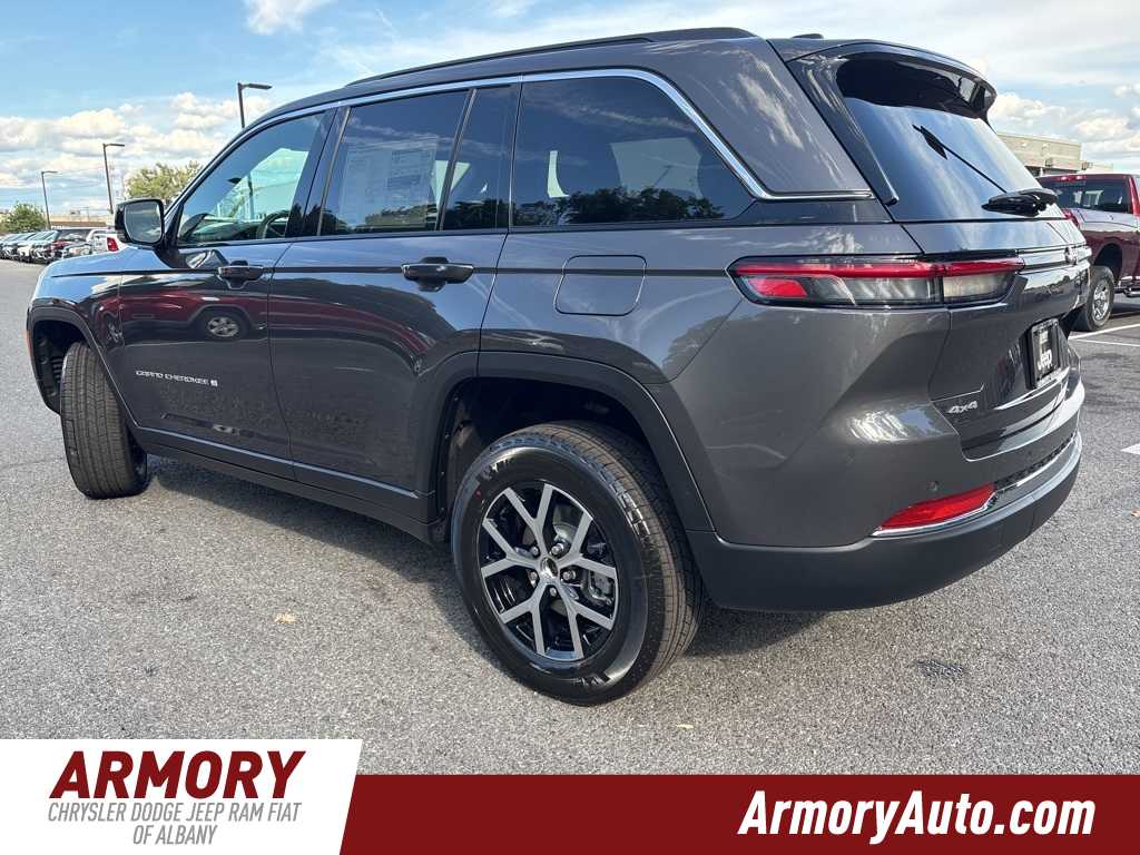 Thumbnail: 2025 Jeep Grand Cherokee - 6