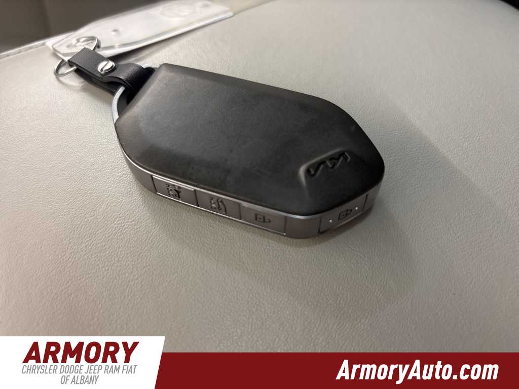 Thumbnail: 2023 Kia Telluride - 21