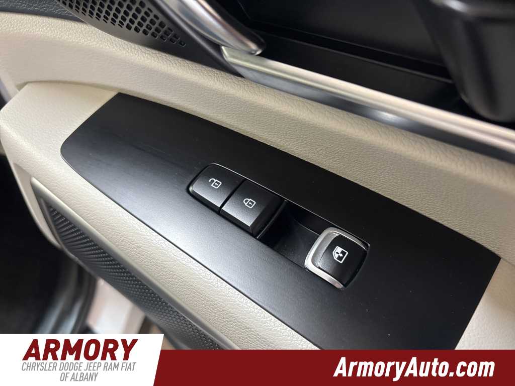 Thumbnail: 2023 Kia Telluride - 43