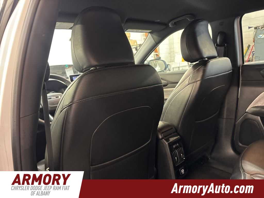 Thumbnail: 2023 Jeep Compass - 24