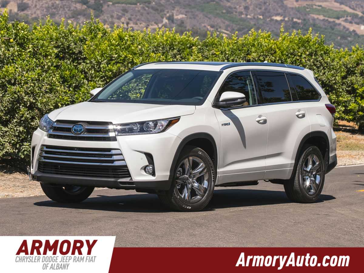 Thumbnail: 2019 Toyota Highlander - 1
