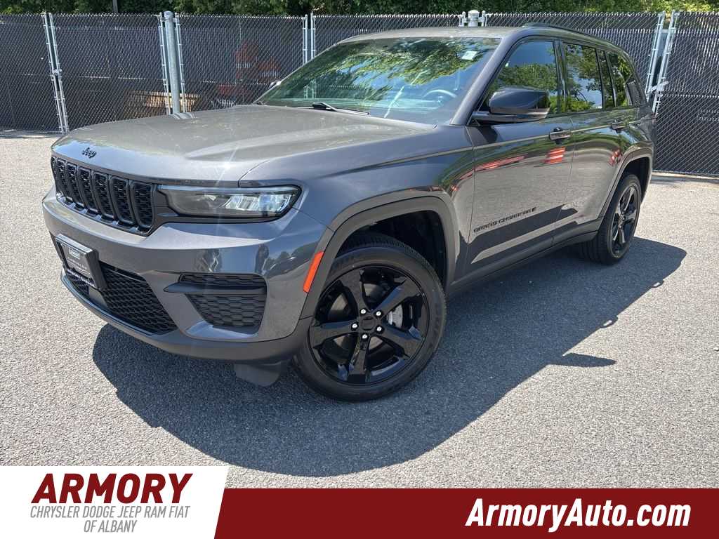 Thumbnail: 2023 Jeep Grand Cherokee - 1