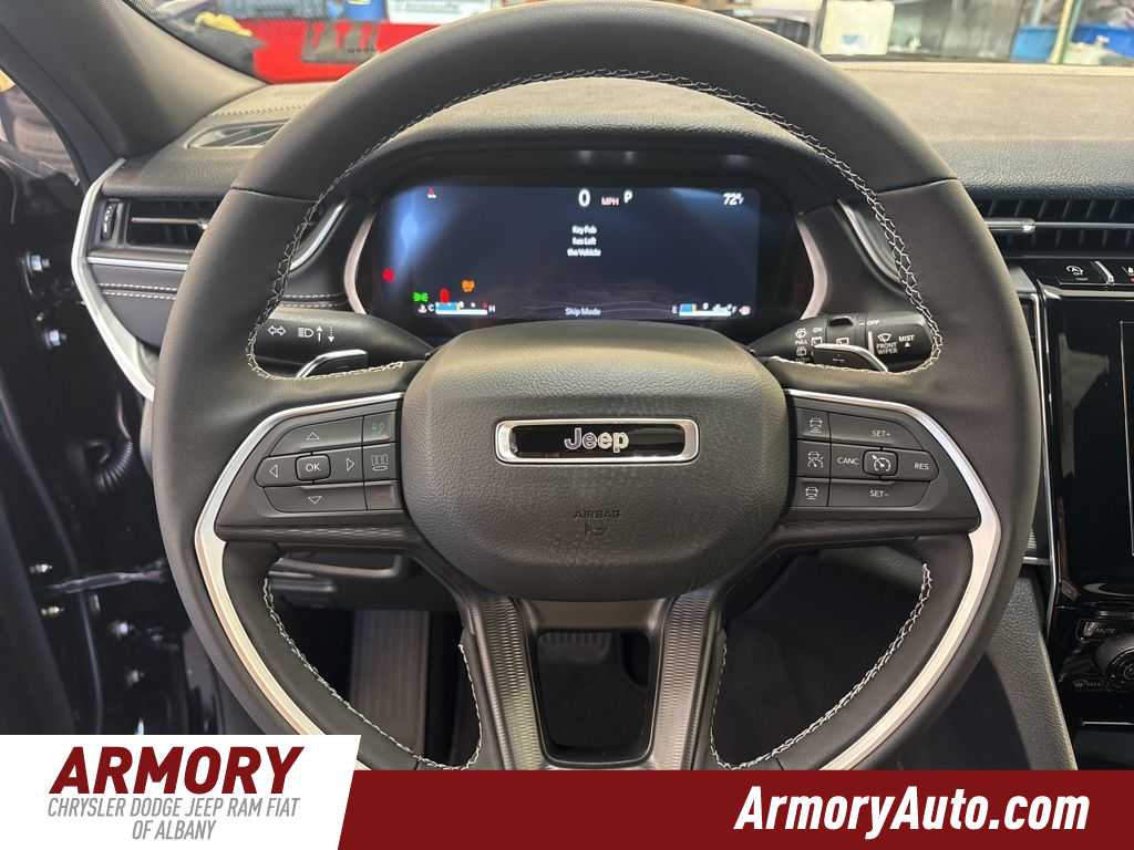 Thumbnail: 2025 Jeep Grand Cherokee L - 13