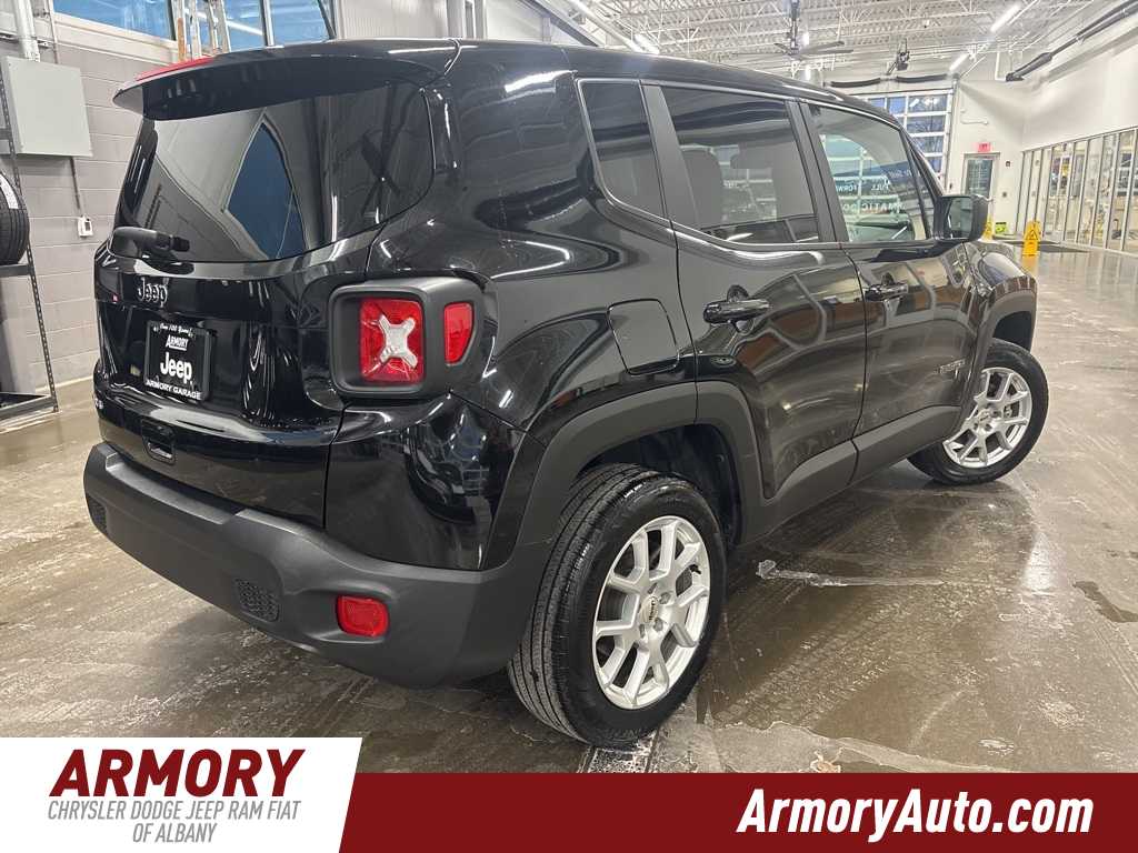 Thumbnail: 2023 Jeep Renegade - 4