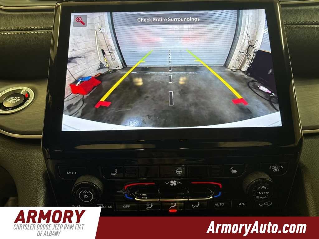 Thumbnail: 2025 Jeep Grand Cherokee - 17