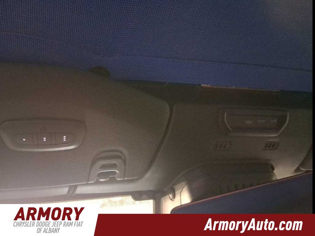 Thumbnail: 2022 Jeep Wrangler - 22