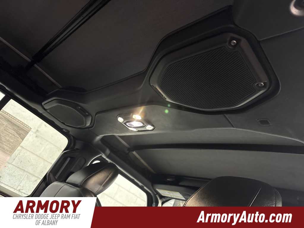 Thumbnail: 2022 Jeep Wrangler - 37