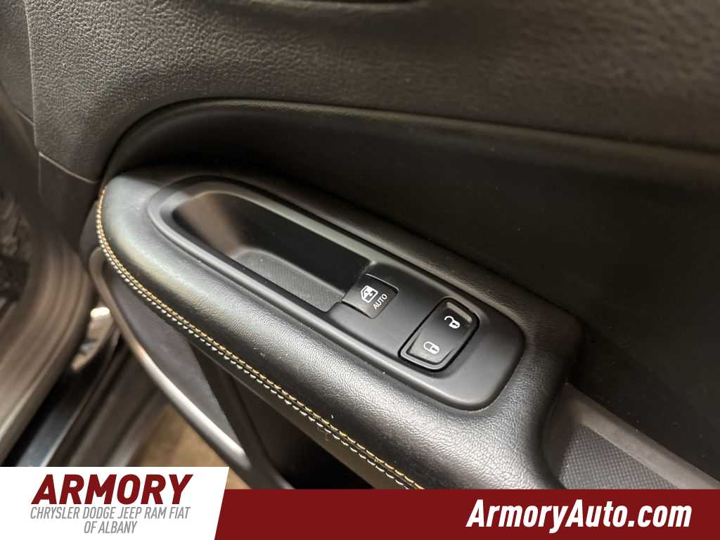 Thumbnail: 2021 Jeep Compass - 35