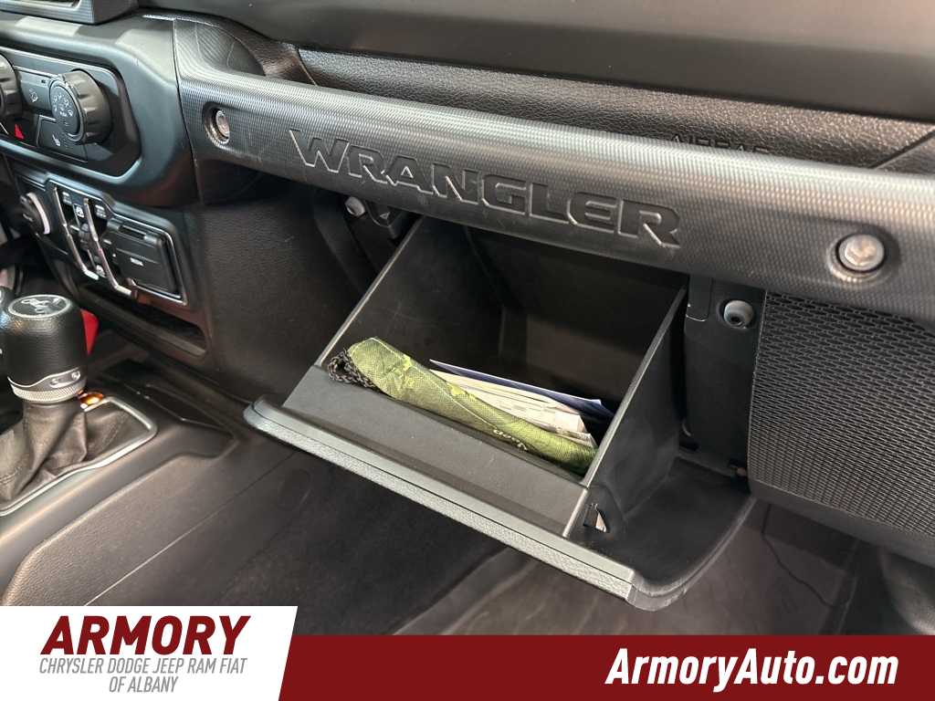 Thumbnail: 2019 Jeep Wrangler - 41