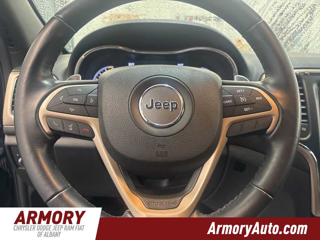 Thumbnail: 2016 Jeep Grand Cherokee - 15