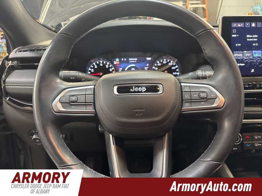 Thumbnail: 2022 Jeep Compass - 13