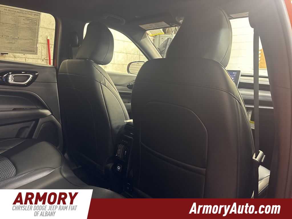 Thumbnail: 2026 Jeep Compass - 31