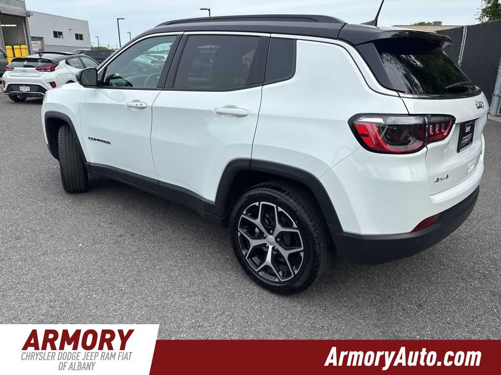Thumbnail: 2024 Jeep Compass - 6