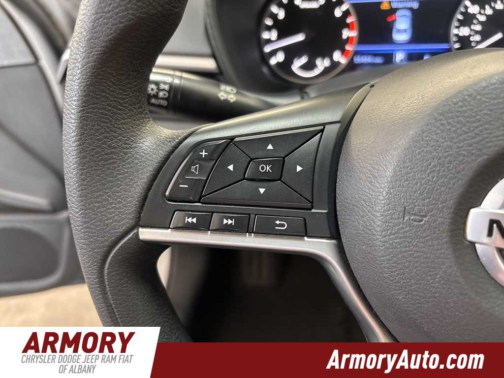 2022 Nissan Altima SV 14