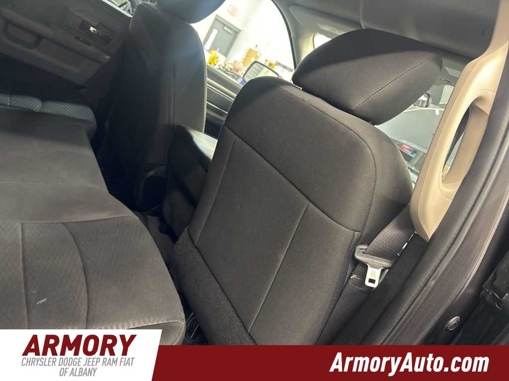 Thumbnail: 2019 RAM 1500 Classic - 31