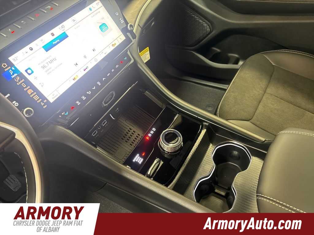 Thumbnail: 2026 Jeep Grand Cherokee - 17