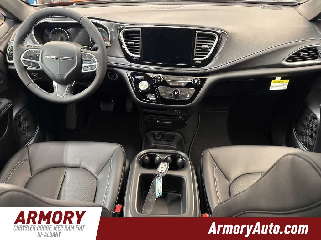 Thumbnail: 2026 Chrysler Pacifica - 38