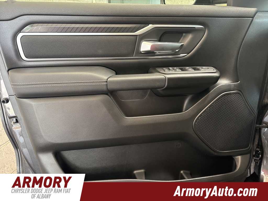 Thumbnail: 2026 RAM 1500 - 8