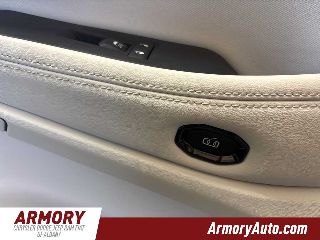 Thumbnail: 2026 Jeep Cherokee - 38