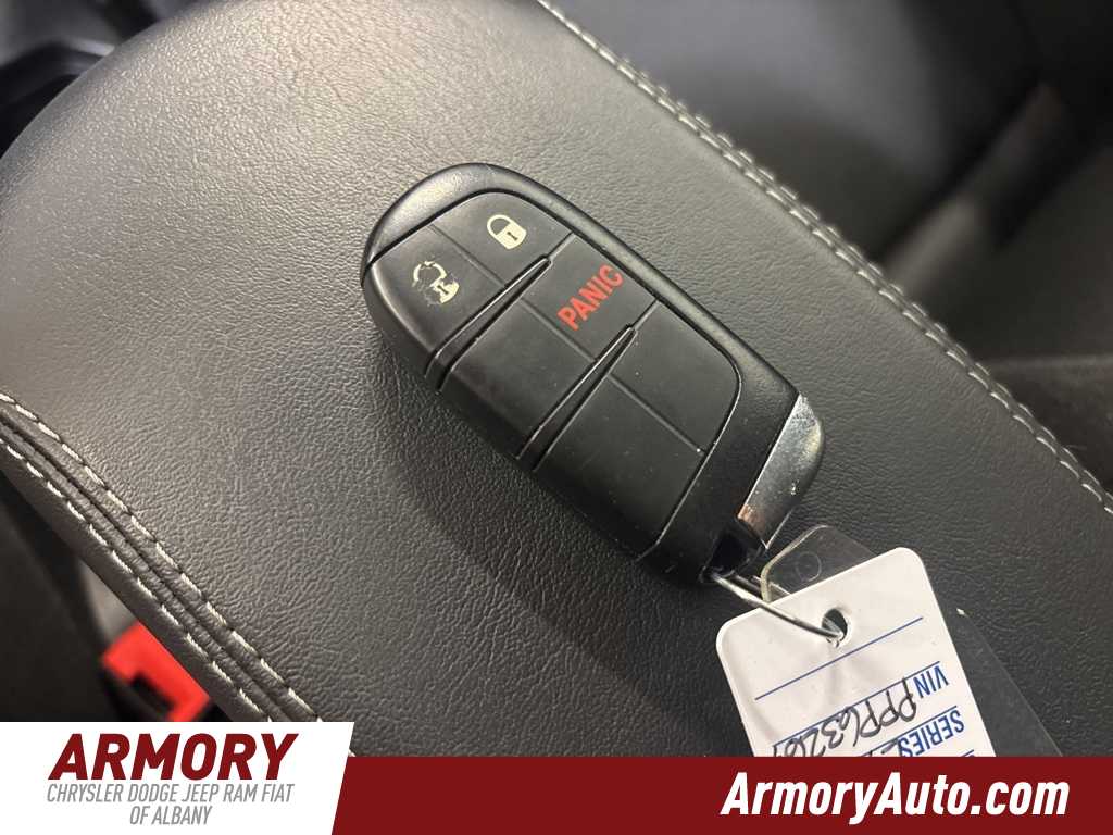 Thumbnail: 2023 Jeep Renegade - 20