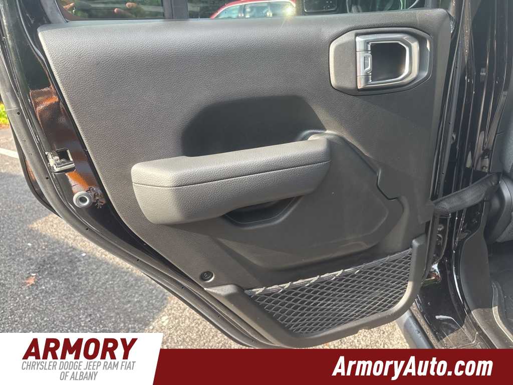 Thumbnail: 2025 Jeep Gladiator - 19