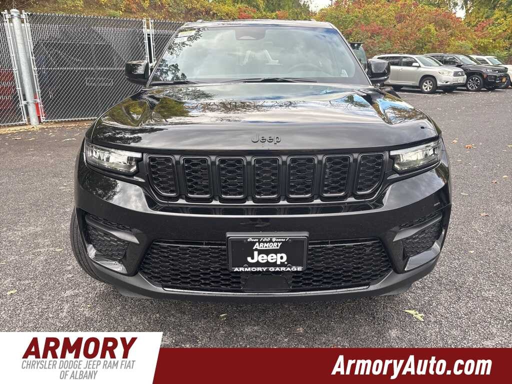 New 2025 Jeep Grand Cherokee Altitude X SUV