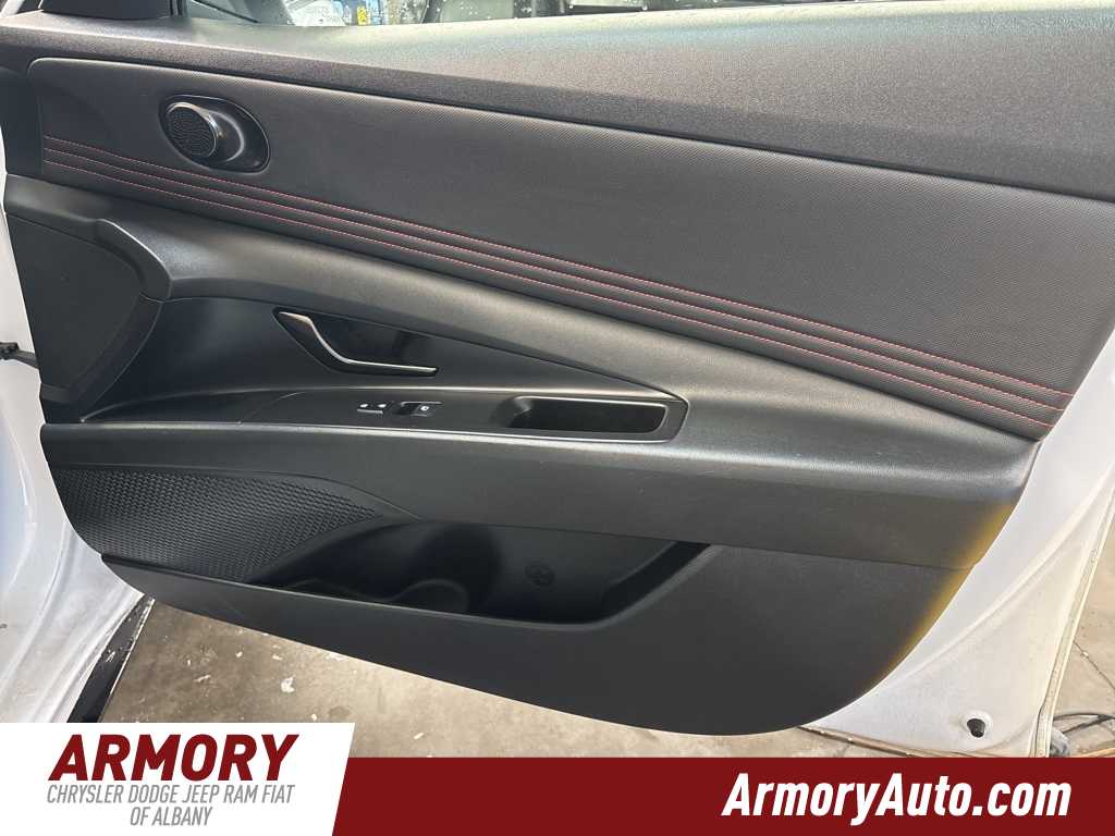 Thumbnail: 2023 Hyundai Elantra - 32