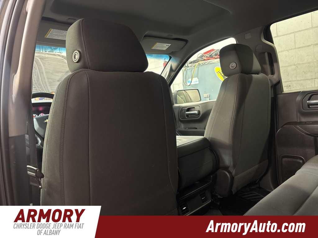 Thumbnail: 2020 Chevrolet Silverado 1500 - 23