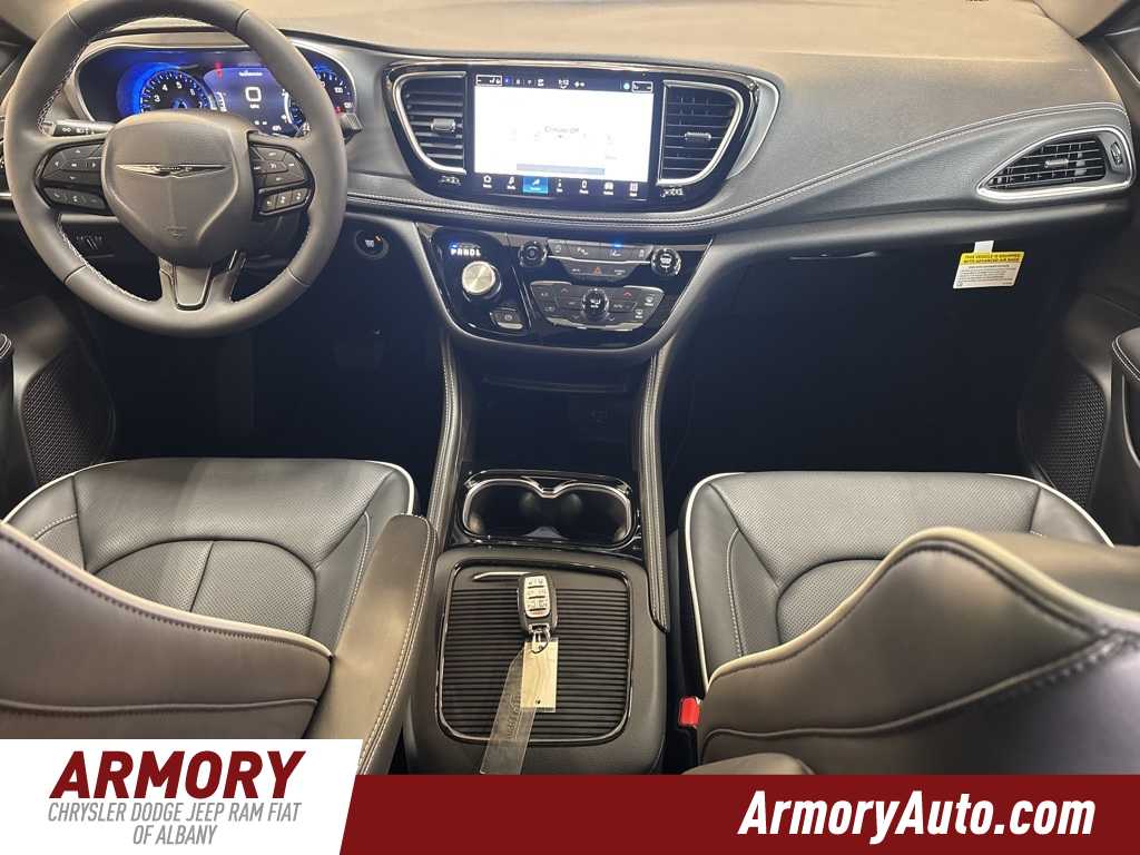 Thumbnail: 2026 Chrysler Pacifica - 40