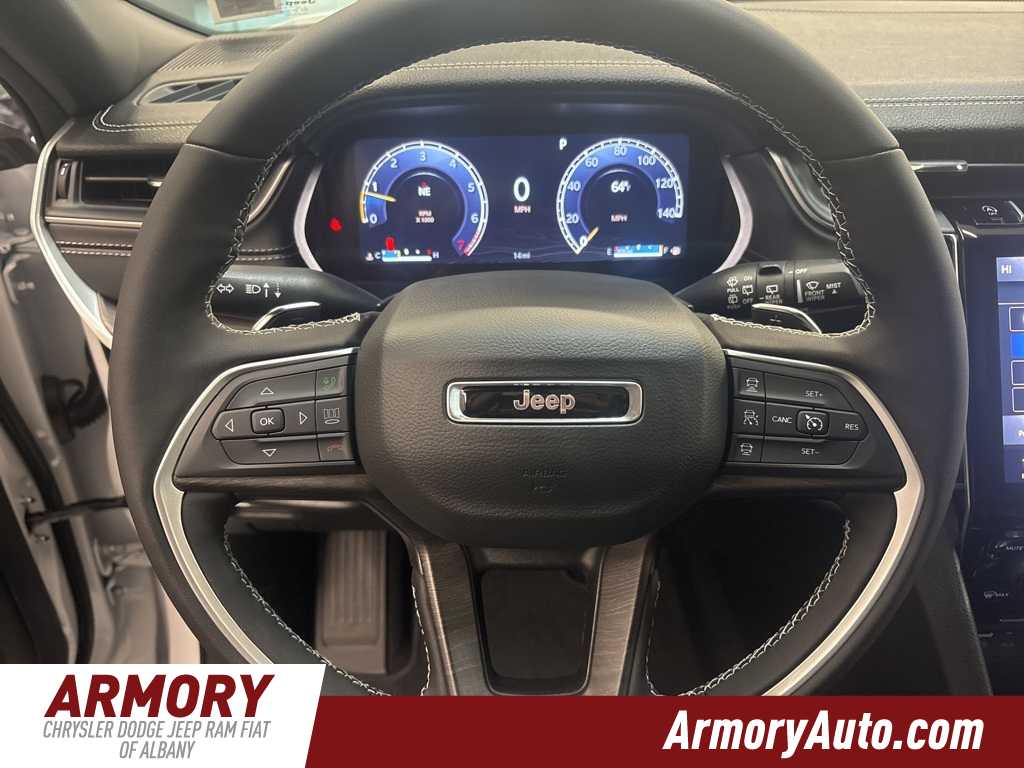 Thumbnail: 2025 Jeep Grand Cherokee - 13