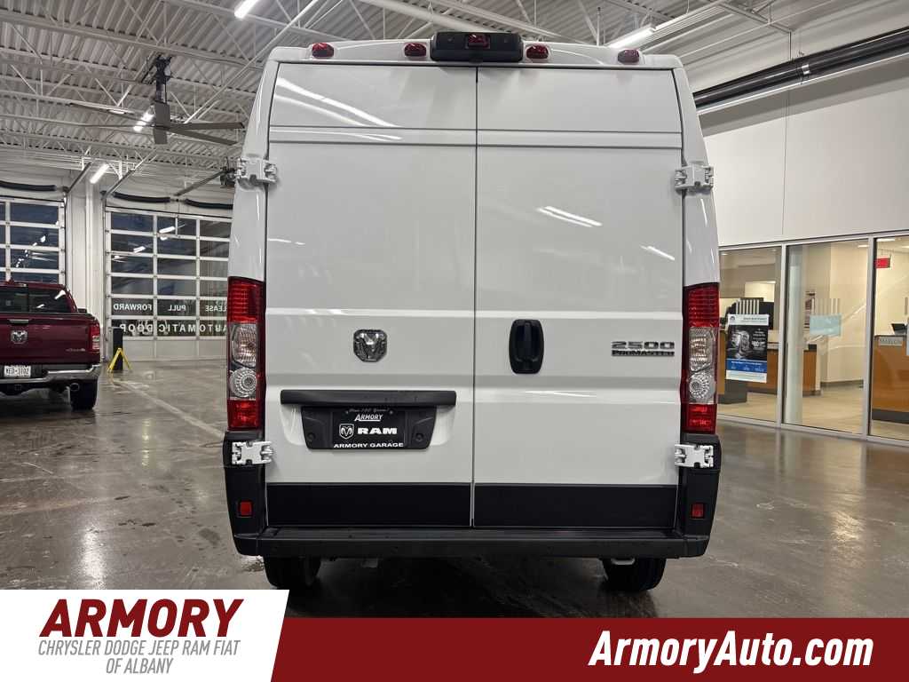 Thumbnail: 2025 RAM ProMaster - 5