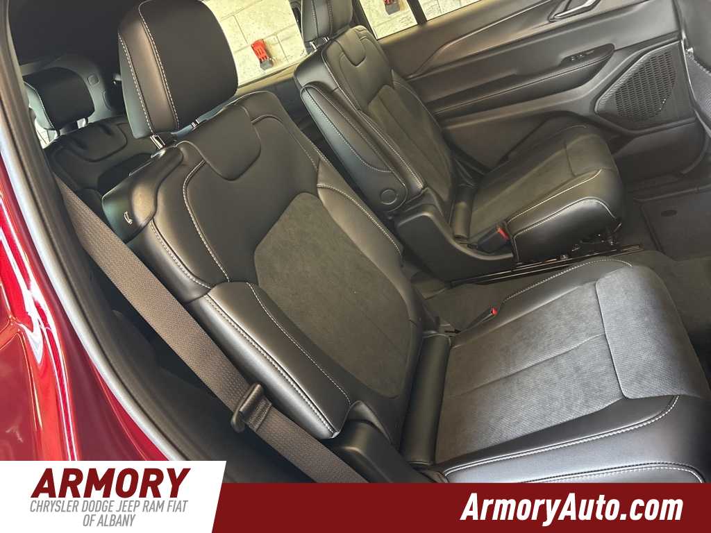 Thumbnail: 2025 Jeep Grand Cherokee L - 35