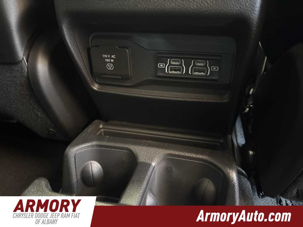 Thumbnail: 2025 Jeep Grand Cherokee L - 36