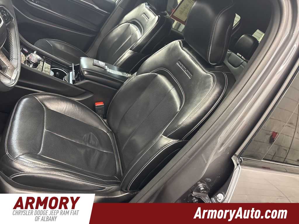 Thumbnail: 2023 Jeep Grand Cherokee L - 14