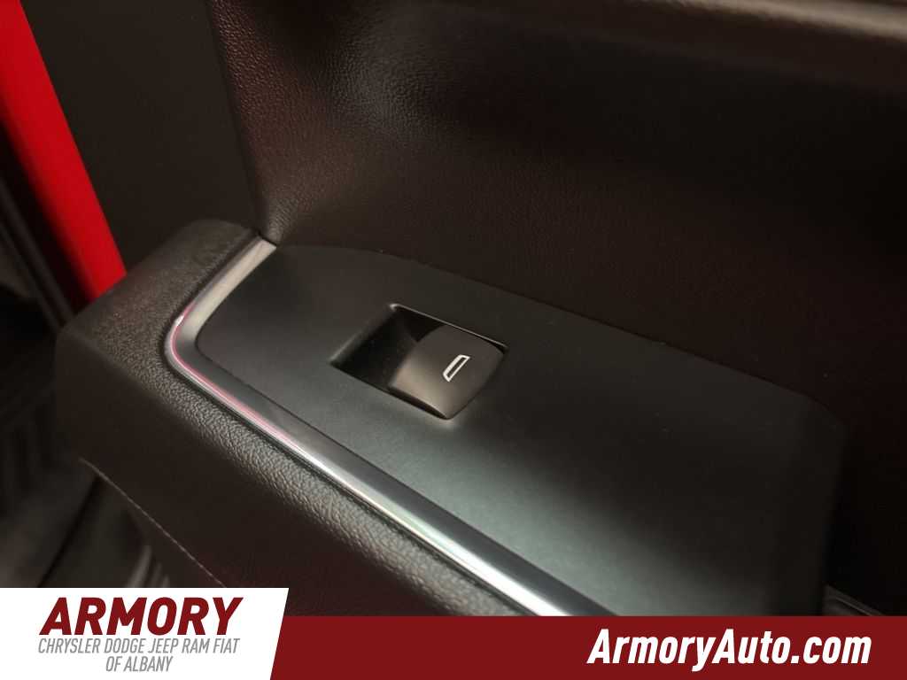 Thumbnail: 2023 Chevrolet Silverado 1500 - 30