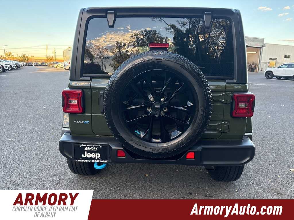 Thumbnail: 2022 Jeep Wrangler - 5
