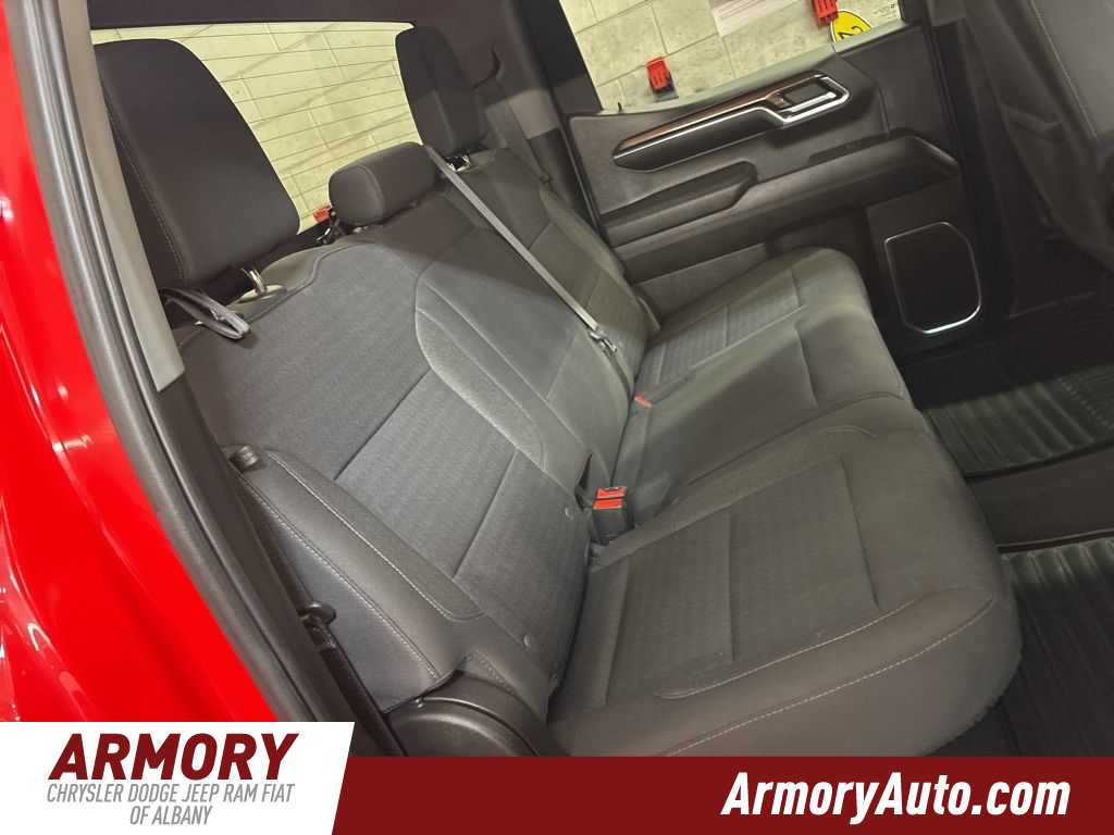 Thumbnail: 2023 Chevrolet Silverado 1500 - 31