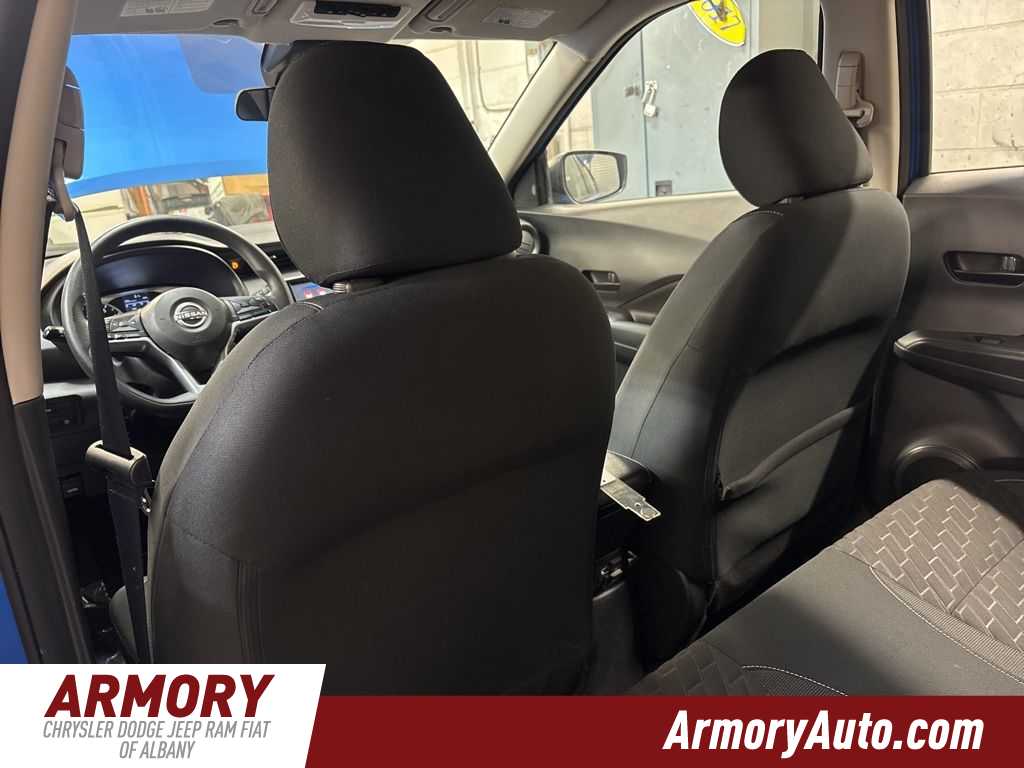 Thumbnail: 2022 Nissan Kicks - 24