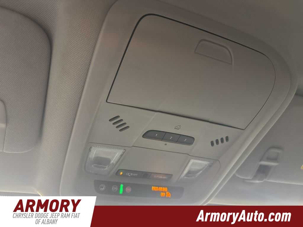 Thumbnail: 2024 GMC Terrain - 25