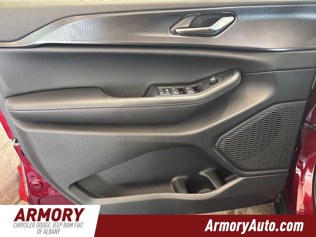 Thumbnail: 2025 Jeep Grand Cherokee L - 7