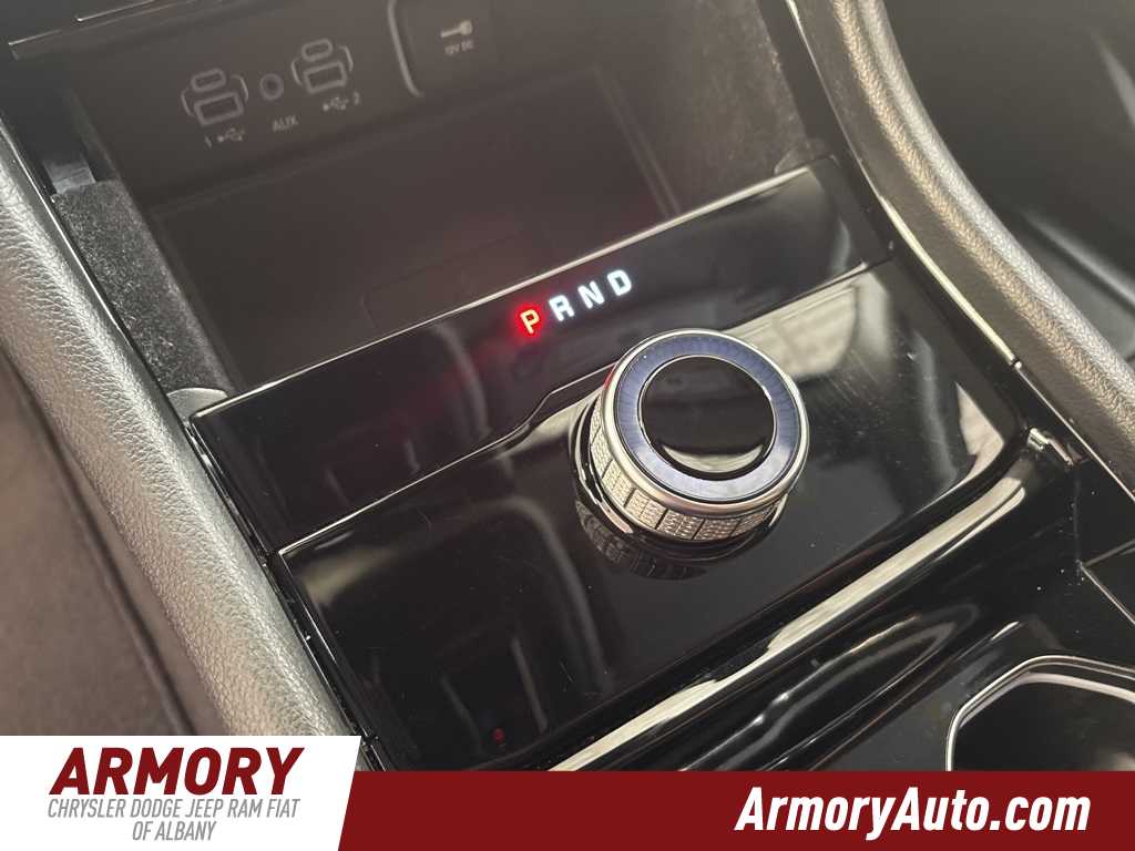 Thumbnail: 2022 Jeep Grand Cherokee - 20